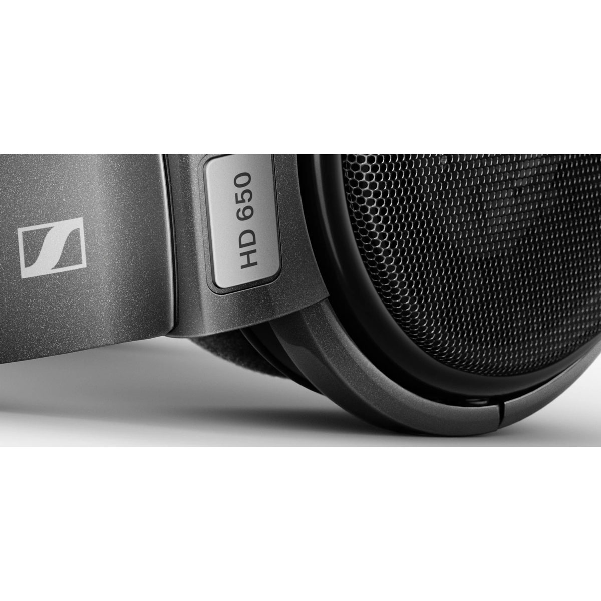 Sennheiser HD 650 Open-Back Reference Headphones - Image 3